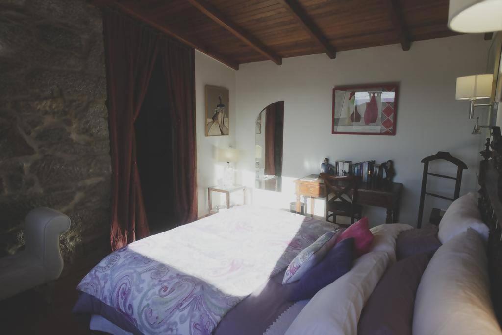 Casa De Afora Casa Con Piscina Y Jacuzzi Privados Pensionat Santiago de Compostela Eksteriør billede
